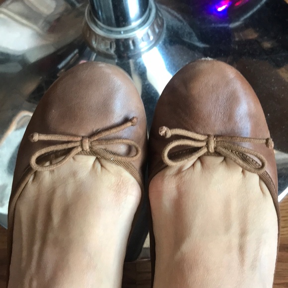 Shoes - Picture 2 of 3